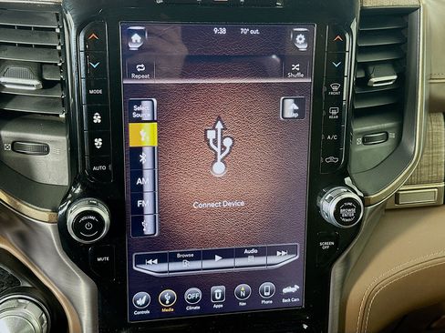 Used 2019 RAM 1500 Limited image 21