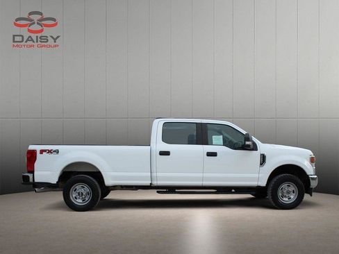 Used 2022 Ford F250 XL w/ Power Equipment Group AWD/4WD image 4
