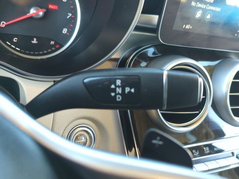 Used 2022 Mercedes-Benz GLC 300 GLC 300 image 15