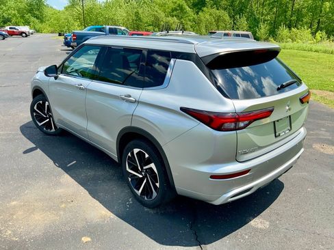 Used 2022 Mitsubishi Outlander SEL AWD/4WD image 11
