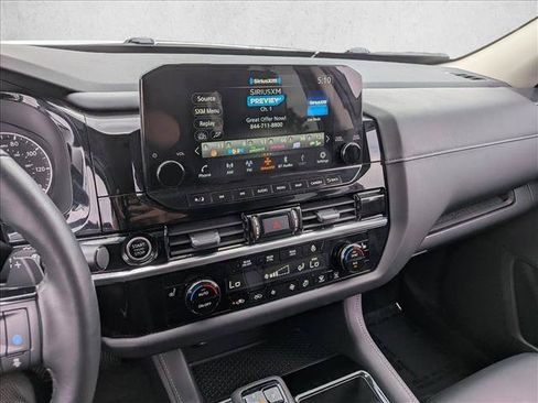 Used 2022 Nissan Pathfinder SL FWD image 20