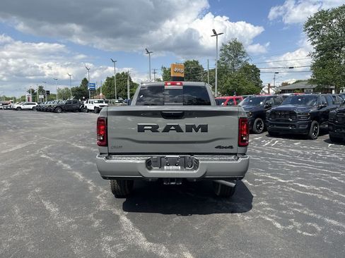 New 2026 RAM 2500 Tradesman AWD/4WD image 18
