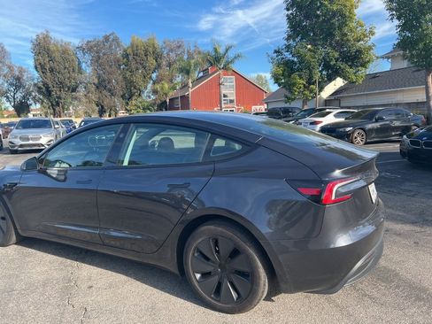 Used 2025 Tesla Model 3 Long Range image 6