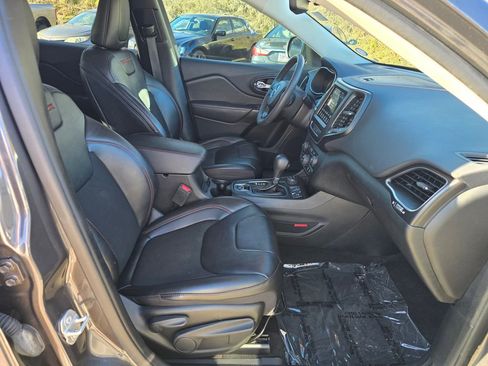 Used 2022 Jeep Cherokee Trailhawk w/ Trailer Tow Group image 27