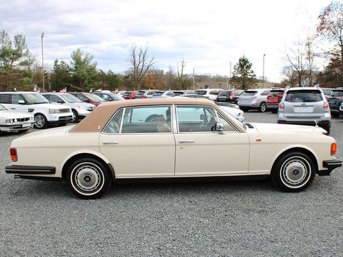 Used 1991 Rolls-Royce Silver Spur II image 10