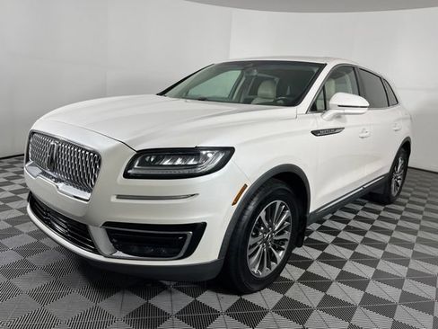 Used 2019 Lincoln Nautilus Select FWD image 6