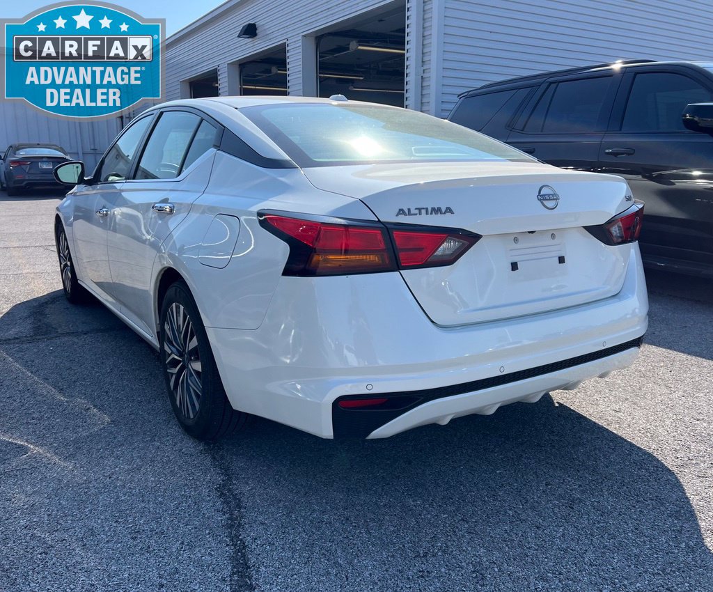 Used 2024 Nissan Altima 2.5 SV FWD image 4