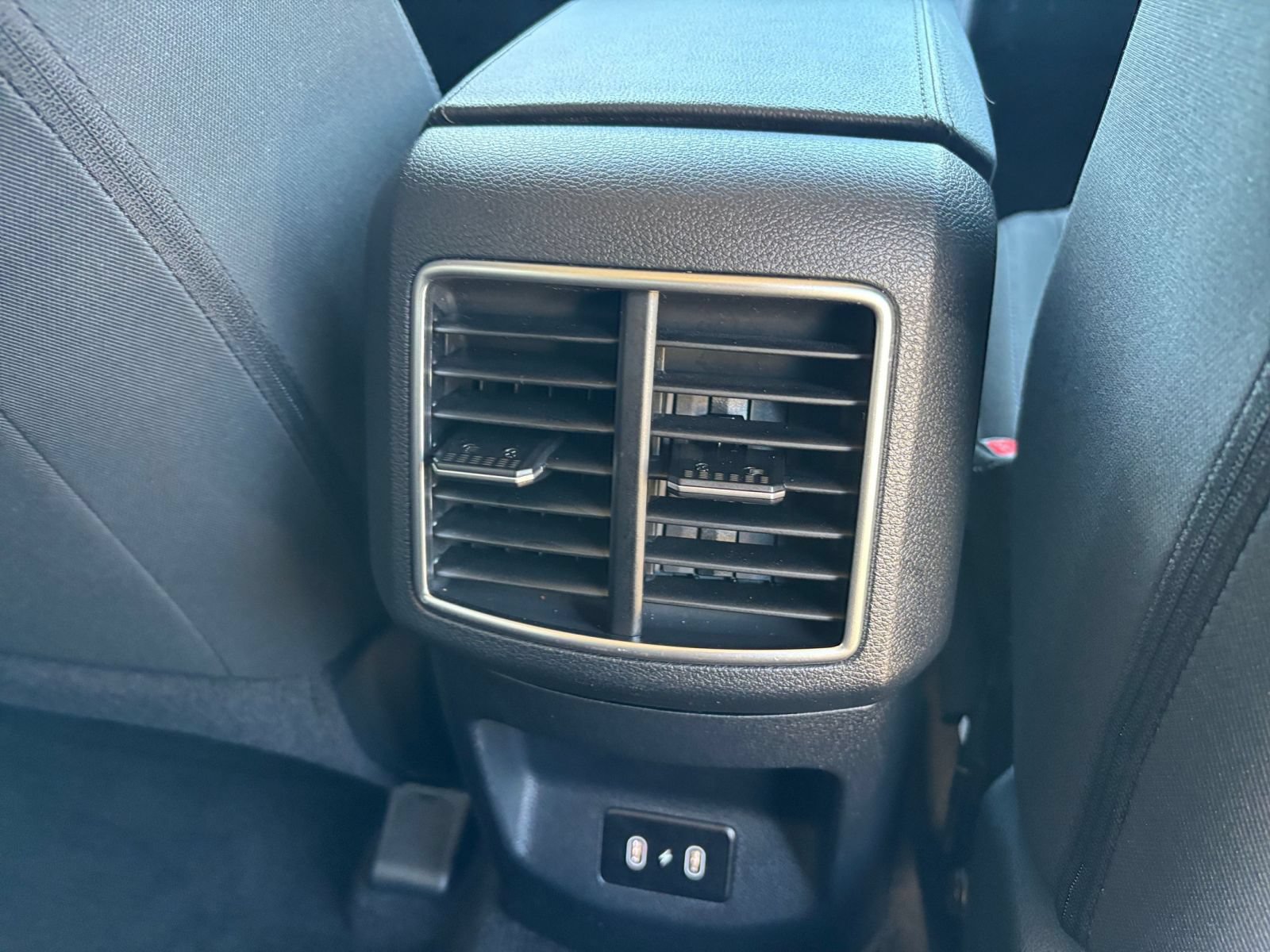 Used 2026 Kia Sportage LX FWD image 21