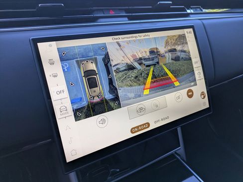 New 2026 Land Rover Range Rover Long Wheelbase Autobiography image 15