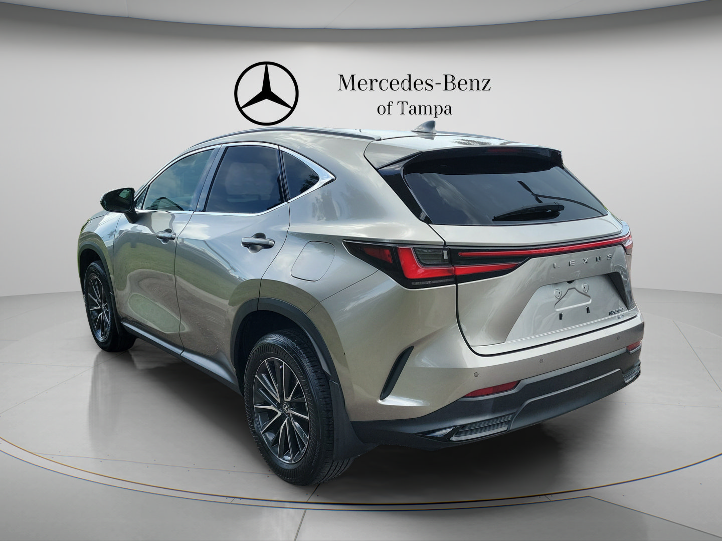 Used 2024 Lexus NX 350 AWD image 2