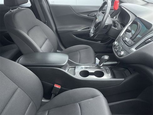 Used 2020 Chevrolet Malibu RS w/ LPO, Convenience Package 1 image 4