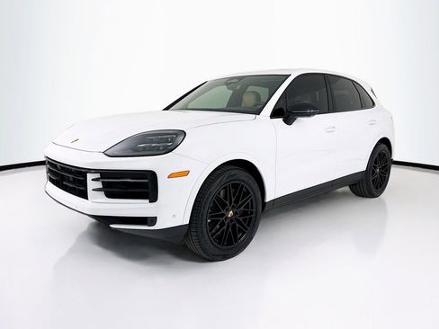 New 2026 Porsche Cayenne image 1