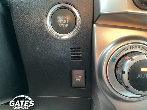 Used 2023 Toyota 4Runner Limited AWD/4WD image 21