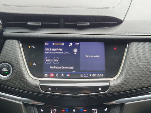 Used 2023 Cadillac XT5 Premium Luxury FWD image 16