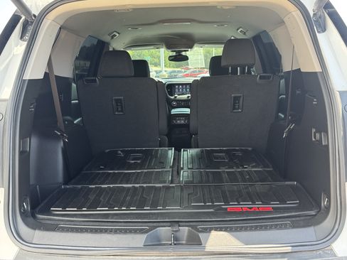 Used 2022 GMC Acadia AT4 AWD/4WD image 8