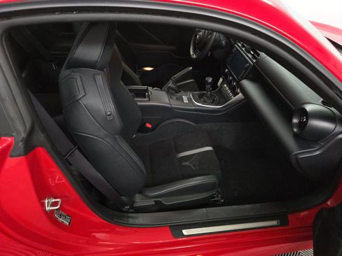 Used 2023 Toyota GR86 Premium image 8