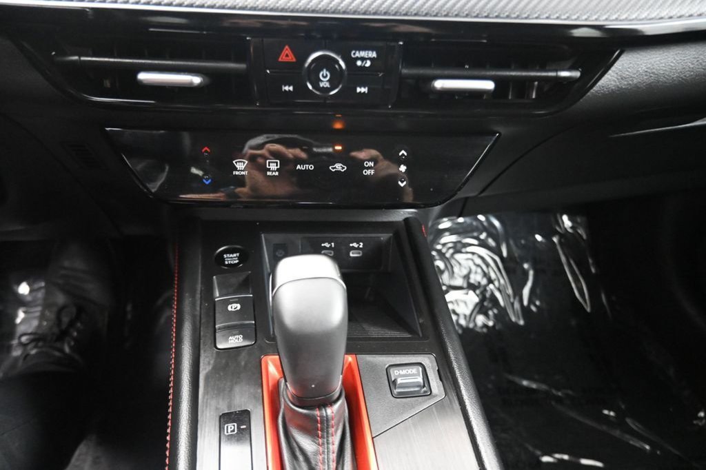 Used 2026 Nissan Kicks SR FWD image 45