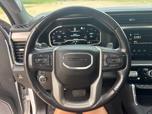 Used 2023 GMC Sierra 1500 Denali AWD/4WD image 13