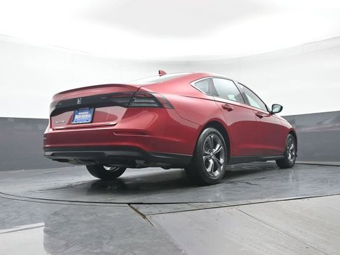 Certified 2023 Honda Accord EX image 33