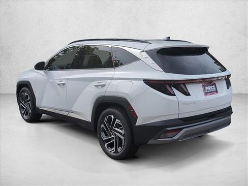 Certified 2026 Hyundai Tucson Limited FWD image 8
