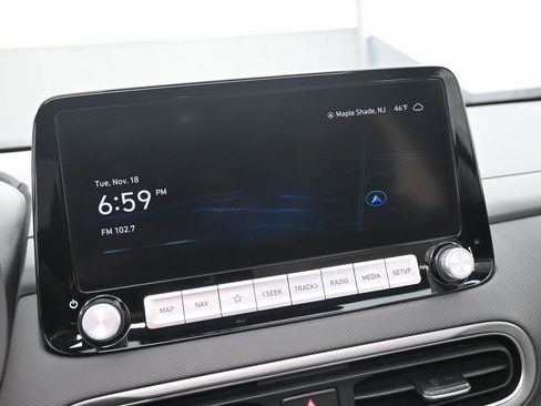 Used 2023 Hyundai Kona SEL image 15