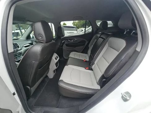 Used 2021 GMC Terrain SLT FWD image 6