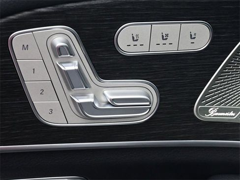 New 2026 Mercedes-Benz GLS 450 4MATIC image 8