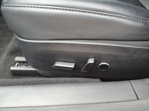 Used 2021 Tesla Model 3 Standard Range Plus image 17