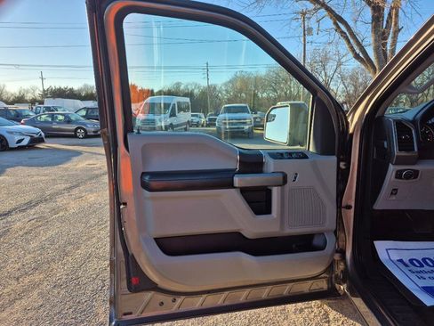 Used 2018 Ford F150 XLT image 10