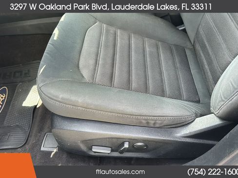 Used 2020 Ford Fusion SE FWD image 20
