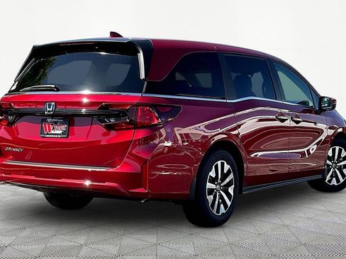New 2026 Honda Odyssey EX-L image 7