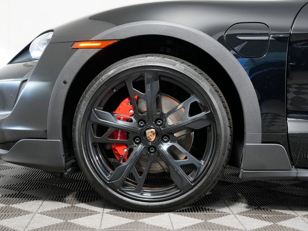 Certified 2024 Porsche Taycan 4S AWD/4WD image 13