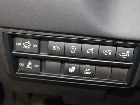 Used 2023 Toyota Tundra Platinum w/ Advanced Package AWD/4WD image 42