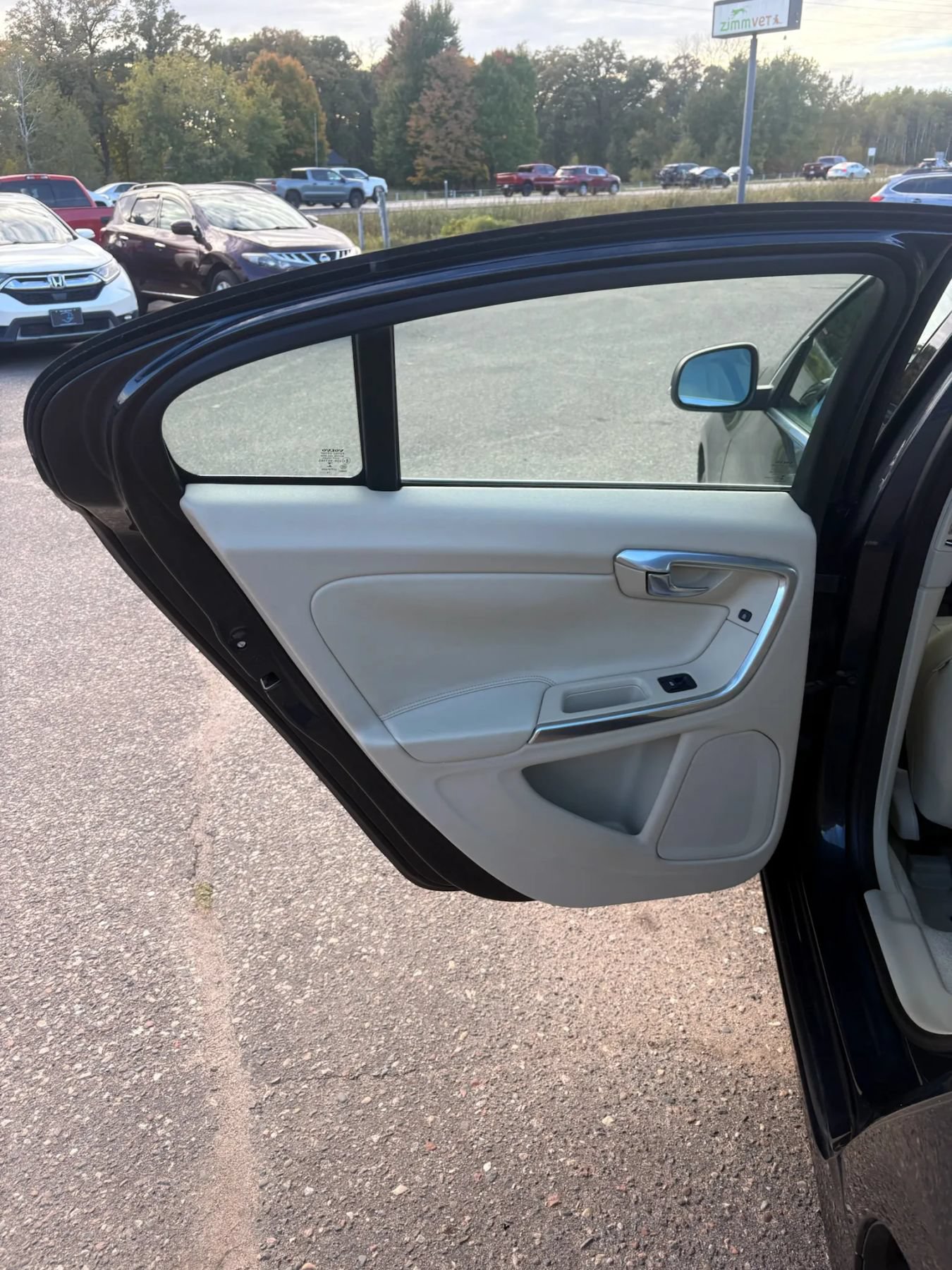 Used 2015 Volvo S60 T5 Premier FWD image 35