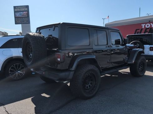 Used 2024 Jeep Wrangler Unlimited AWD/4WD image 4