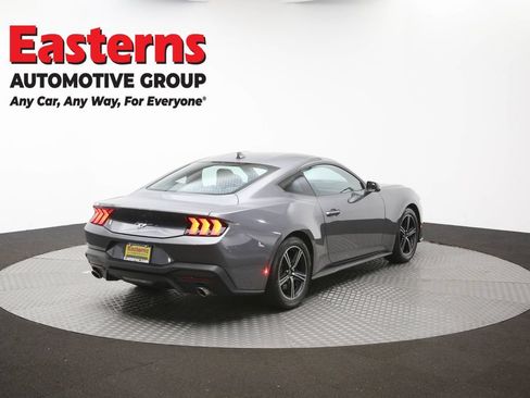 Used 2025 Ford Mustang Coupe RWD image 37