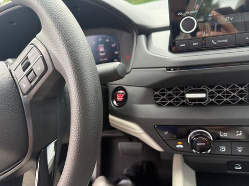 New 2025 Honda Accord SE image 20