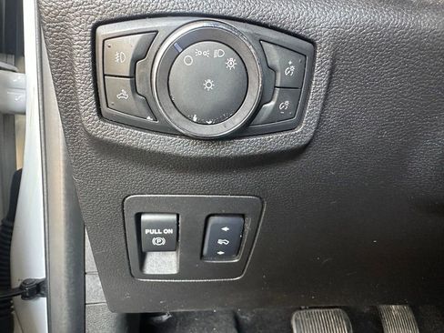 Used 2018 Ford F150 XLT w/ Equipment Group 302A Luxury AWD/4WD image 23
