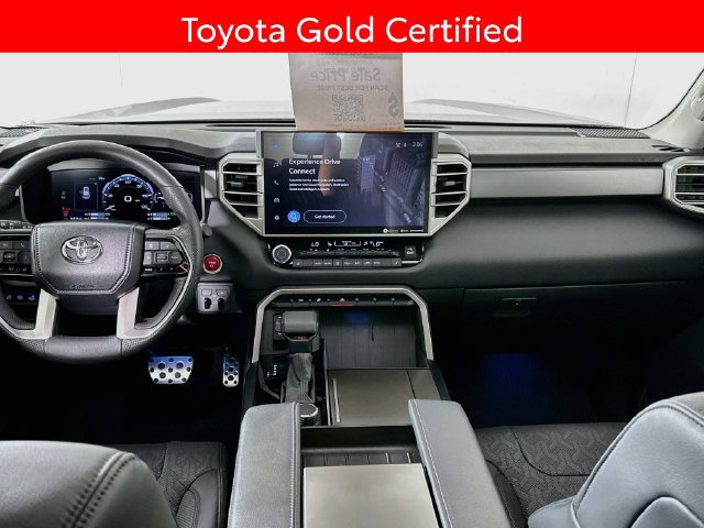 Used 2024 Toyota Sequoia SR5 AWD/4WD image 27