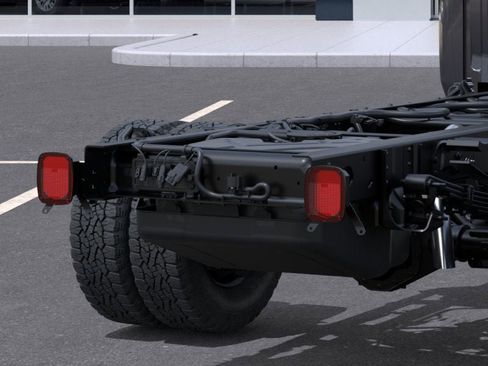 New 2025 GMC Sierra 3500 Pro w/ Convenience Package image 32