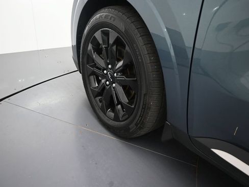 Used 2024 Kia Carnival SX Prestige FWD image 11