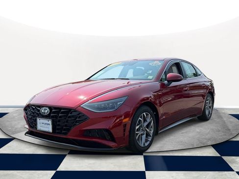 Certified 2023 Hyundai Sonata SEL FWD image 2