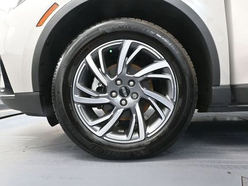 Used 2024 Lincoln Corsair AWD w/ Equipment Group 101A image 18