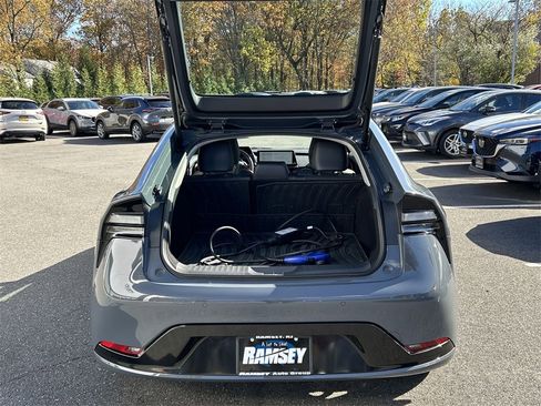 Used 2024 Toyota Prius Prime Premium image 27