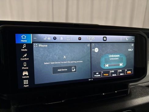 Used 2025 Jeep Wrangler Unlimited Sport AWD/4WD image 19