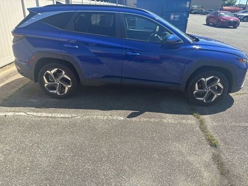 Used 2023 Hyundai Tucson SEL w/ Convenience Package AWD/4WD image 2