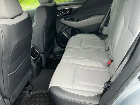 Used 2020 Subaru Outback Limited AWD/4WD image 11