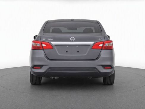 Used 2019 Nissan Sentra SV FWD image 3