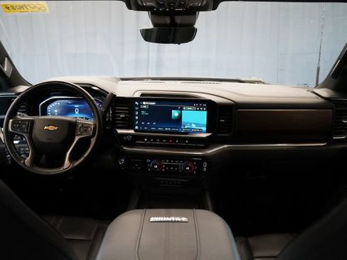 Used 2024 Chevrolet Silverado 3500 High Country w/ High Country Premium Package AWD/4WD image 17