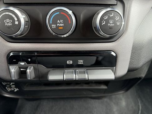 Used 2024 RAM 2500 Big Horn image 14